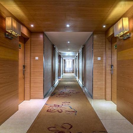 Vienna Hotel Guangzhou Airport Ngoại thất bức ảnh