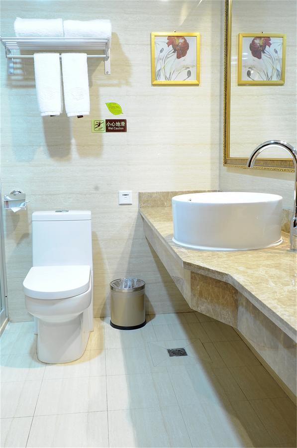 Vienna Hotel Guangzhou Airport Ngoại thất bức ảnh
